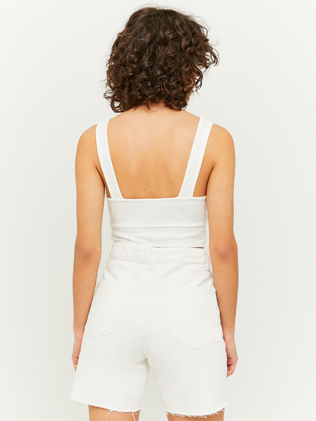 TALLY WEiJL Bílý crop top s průstřihem TALLY WEiJL