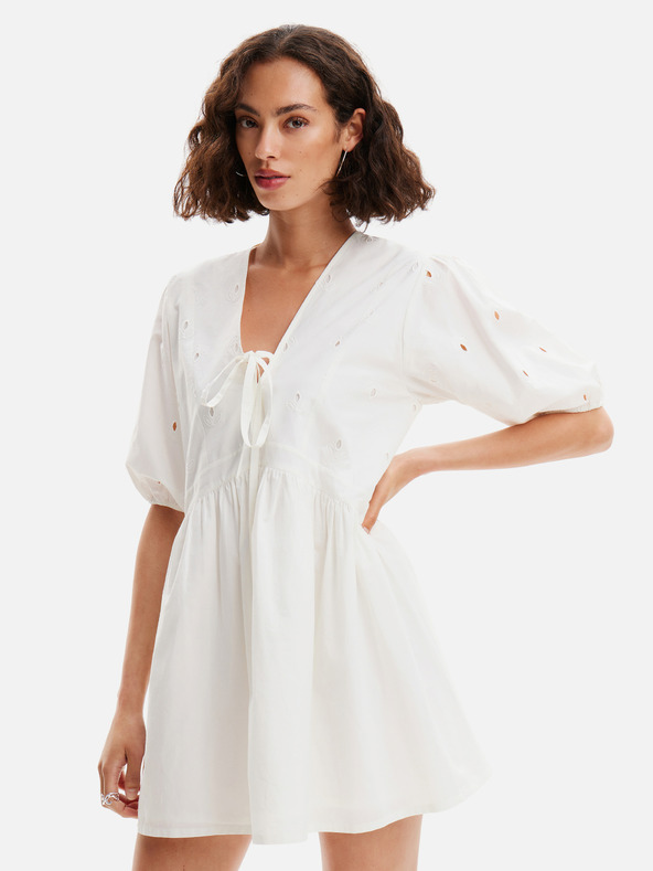 Desigual Bílé dámské minišaty Desigual Lombard