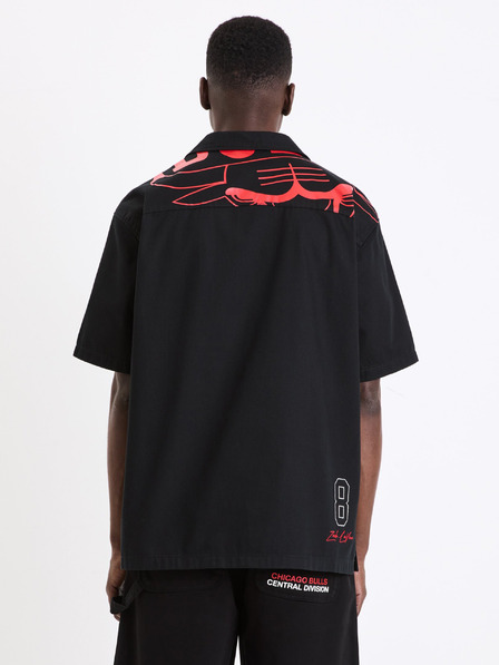Celio Černá pánská košile Celio NBA Chicago Bulls
